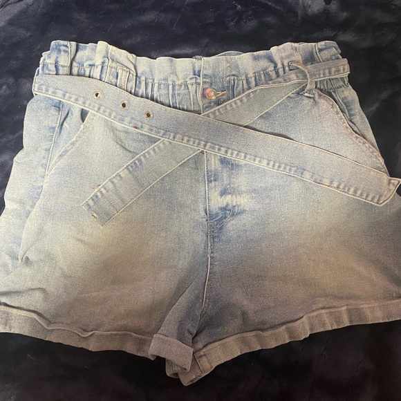 All Size 14/16 Denim Shorts - Picture 3 of 4